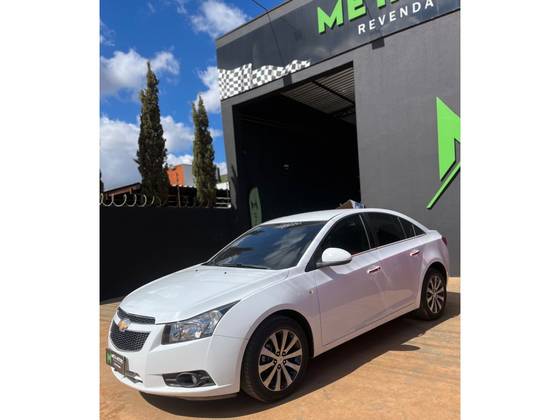 CHEVROLET CRUZE 1.8 LTZ 16V FLEX 4P AUTOMÁTICO CHEVROLET CRUZE 1.8 LTZ 16V FLEX 4P AUTOMÁTICO